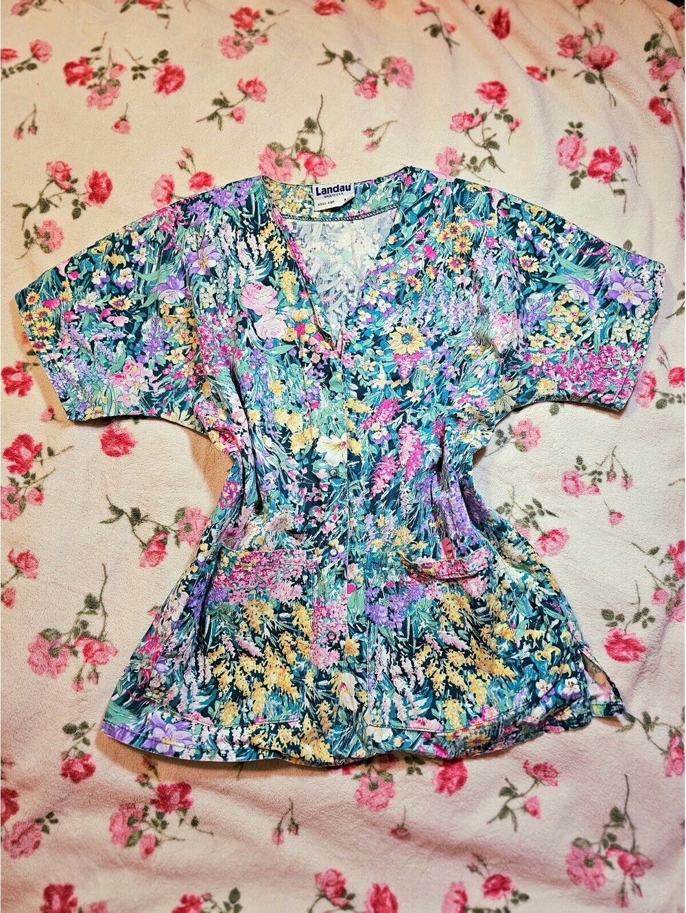 Pretty Garden Vintage Short Sleeve Button-Up Top
